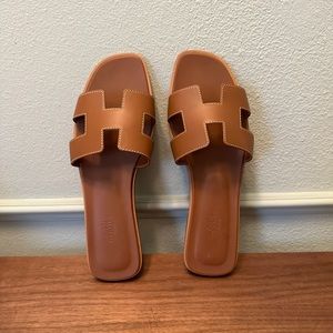 Hermès Oran Sandal